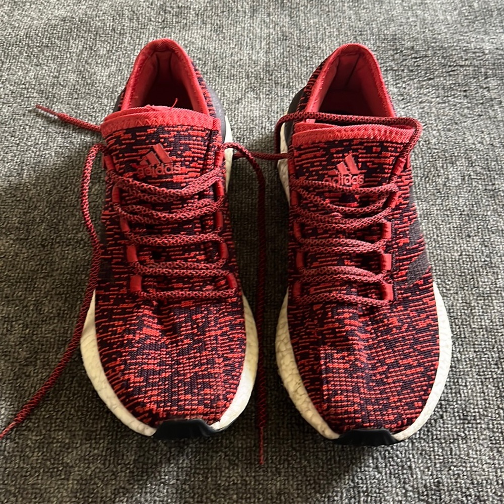 adidas Pure Boost S81997
Tactile Red Dark Burgundy-Black